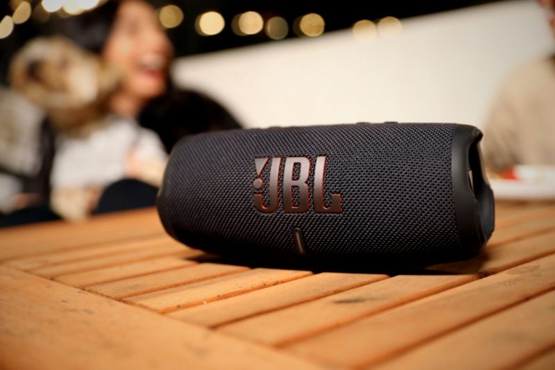 JBL - CHARGE5 Portable Waterproof Speaker with Powerbank - Image 11