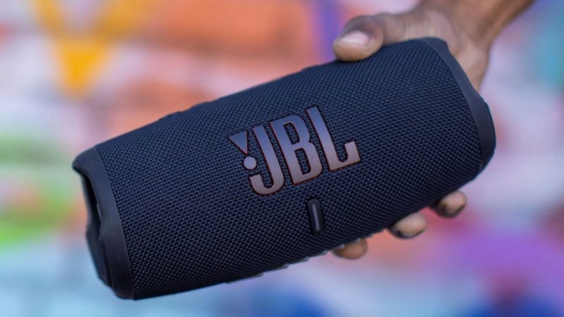 JBL - CHARGE5 Portable Waterproof Speaker with Powerbank - Image 17